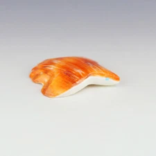 NATIVE AMERICAN ZUNI SPINY OYSTER BIRD FETISH BY LELAND BOONE & DAPHNE QUAM