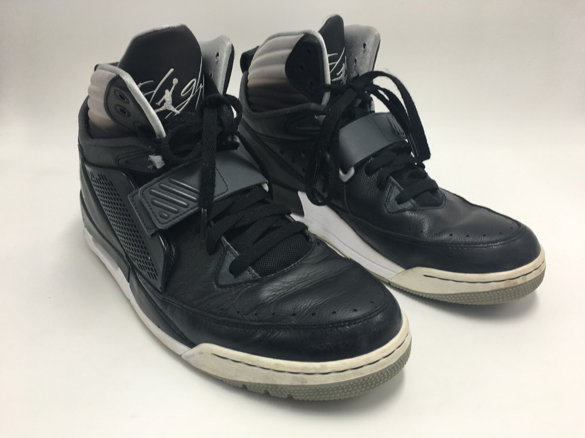 Size 12. Jordan Flight leather basketball  sneakers shoes. Jordan Flight Origin 3 Mens Basketball Shoes Black  main image 3