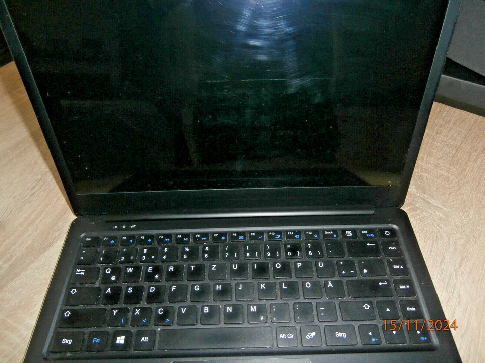 TREKSTOR Surfbook Primebook P14 - Bild 3 von 4