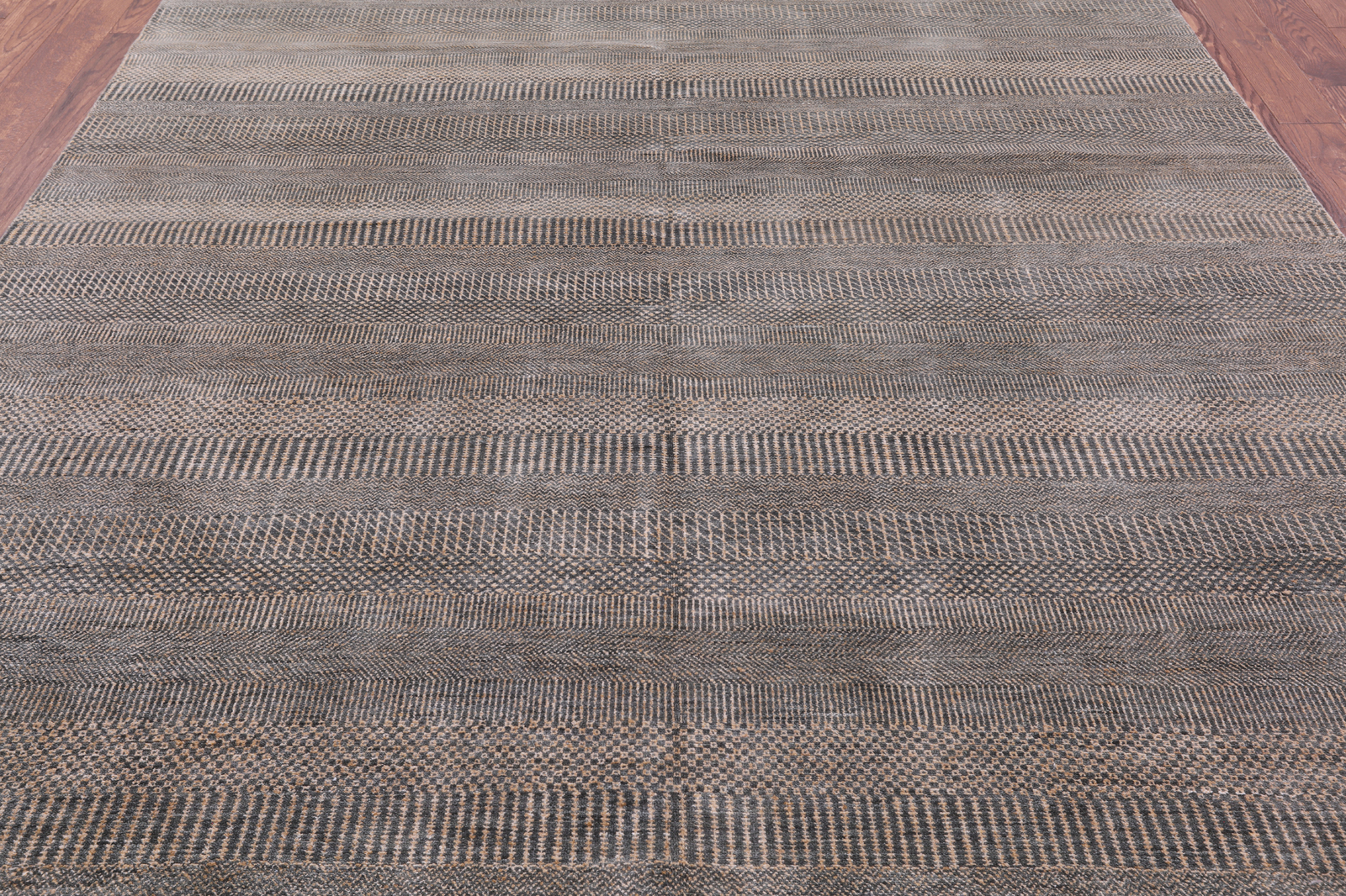 8' 0" X 9' 10" Savannah Gabbeh Hand-Knotted Wool & Silk Rug - Q7844