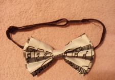 MUSIC BAR MUSICAL NOTES BOW TIE BOWTIE ROCK JAZZ BLUES ETC