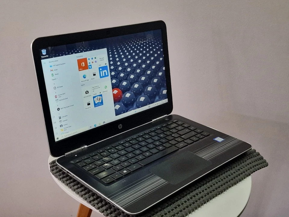 HP Pavilion 14-al115na Laptop i3-7100U 2.40GHz 8GB 1TB HDD Windows 10 - Image 2 of 4