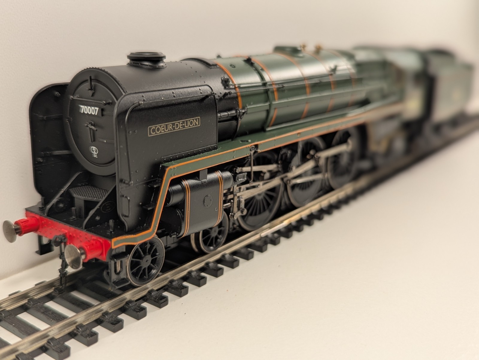 Hornby Railways Collector Guide - Model Year - Class 7MT