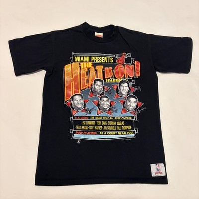Vintage Miami Heat Shirt Mens Large Black NBA Basketball Nutmeg Graphic Tee 90s
