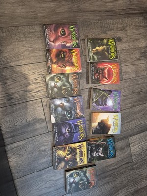 Warrior Cats (Power of Three) (The New Prophecy) by Hunter Erin Paperback