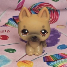 Littlest Pet Shop Authentic LPS #61 Brown Tan Black German Shepard Dog Brown Eye