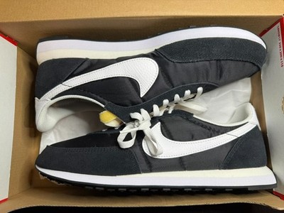 Size 10.5 - Nike Waffle Trainer 2 Black White