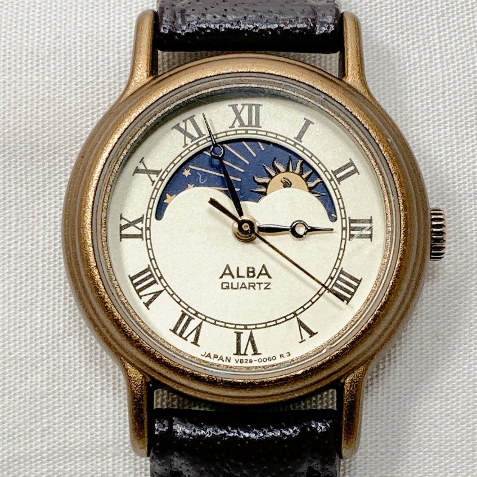 Quartz Vintage Alba Moon Seiko Sun V829-0030 &amp; Watch Roman Women - vintagewatches.pk