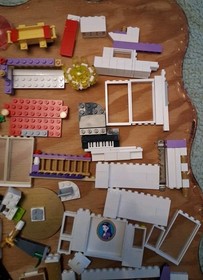 LEGO Friends 41101 Heartlake Grand Hotel Retired No Figures Incomplete C Photos 