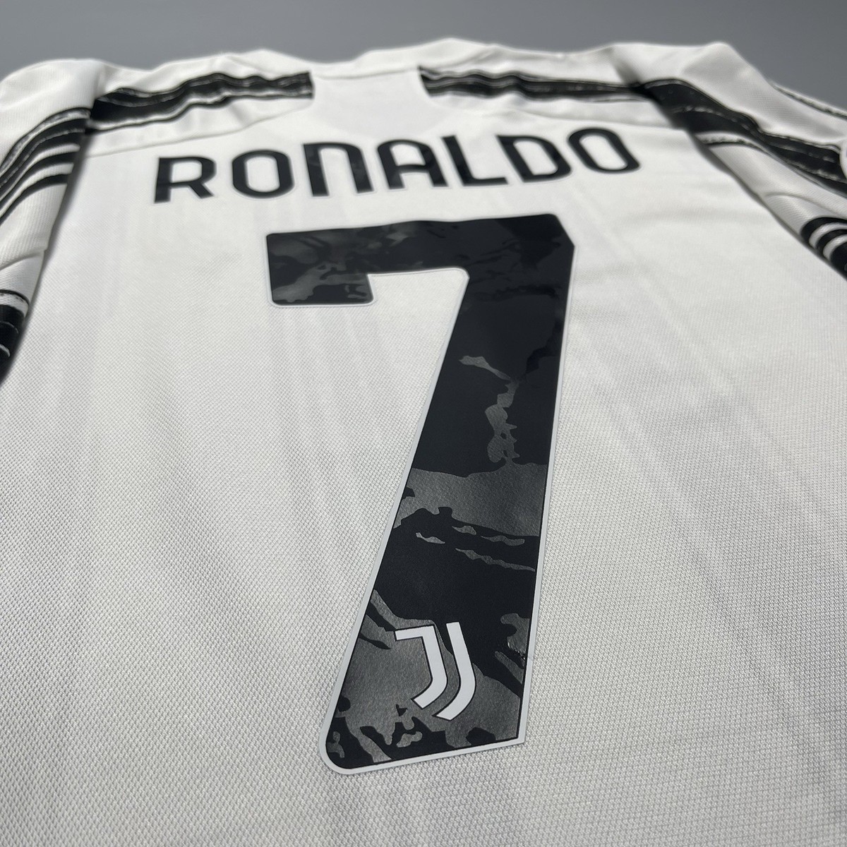  Juventus RONALDO 7 ユニフォーム L JUVENTUS ADIDAS 2020/2021 FOOTBALL SOCCER HOME JERSEY #7 RONALDO