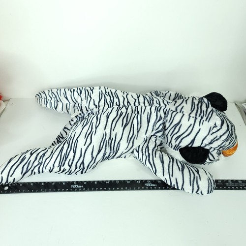 Almohada gigante grande de peluche de tigre blanco 23" rayas negras ojos azules - Imagen 3 de 8