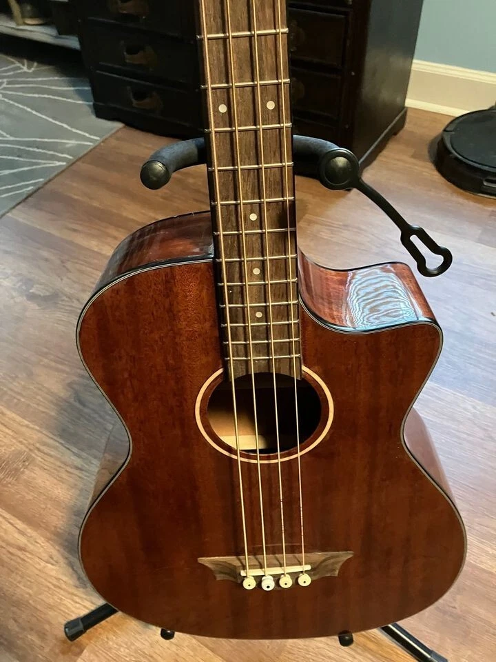 Bajo eléctrico acústico Dean AX EABC MAH GC. Nuevo Foto 2 de 4