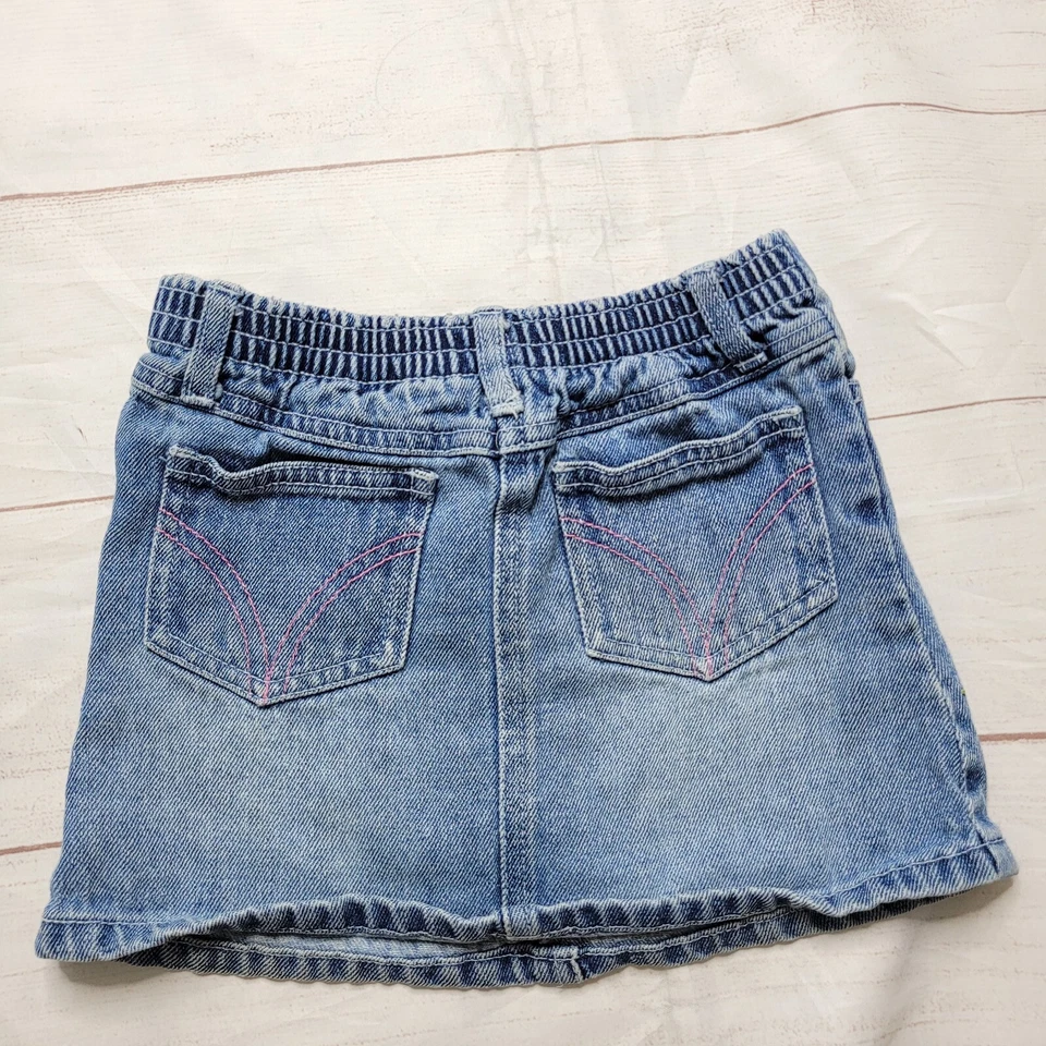 Falda vaquera Barbie para niñas talla 4T Foto 3 de 4