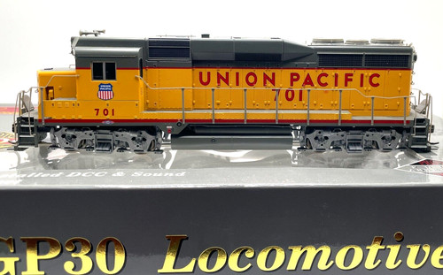HO WALTHERS PROTO 2000 920-31889 GP30 LOKOMOTIVE UNION PACIFIC UP 701 DCC SOUND | Zustand: Used