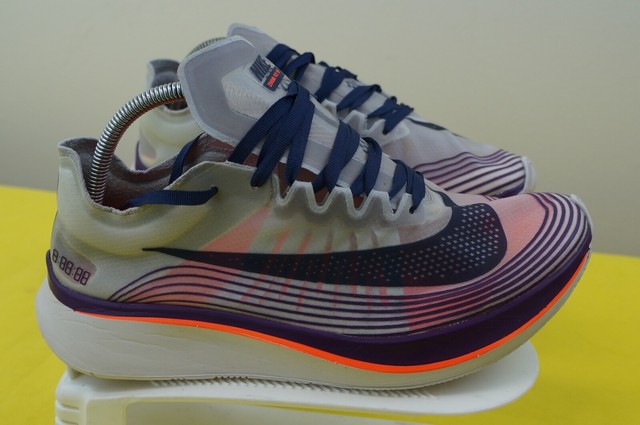 nike zoom fly 10.5