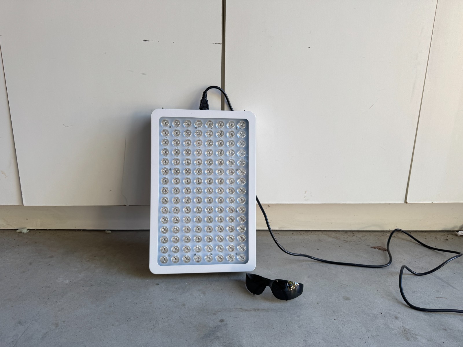 RedRush 360v2 Light Therapy Device Designed To Enhance Your Beauty And Wellness