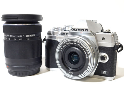 Olympus OM-D E-M10 Mark IV EZ Double Zoom Kit Silver from Japan New