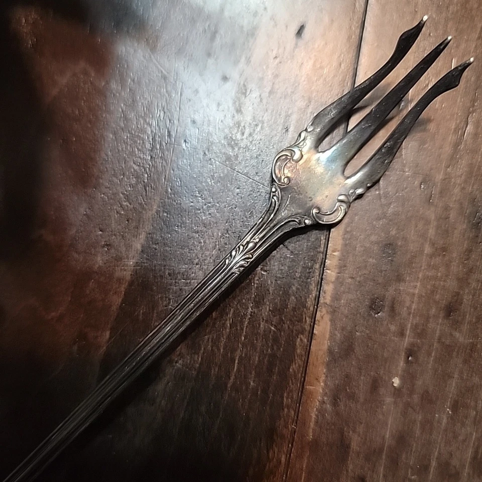 Community silver cocktail pickle fork Vintage OrnateFlatware - Image 4 of 4