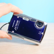 OLYMPUS 725SW Waterproof Compact Digital Camera Deep Blue Tested