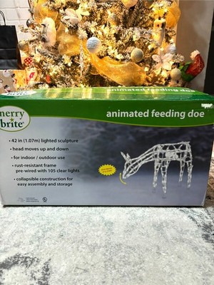 MERRY BRITE 42'' Animated Feeding Doe Wire Frame Lighted Deer Vintage White