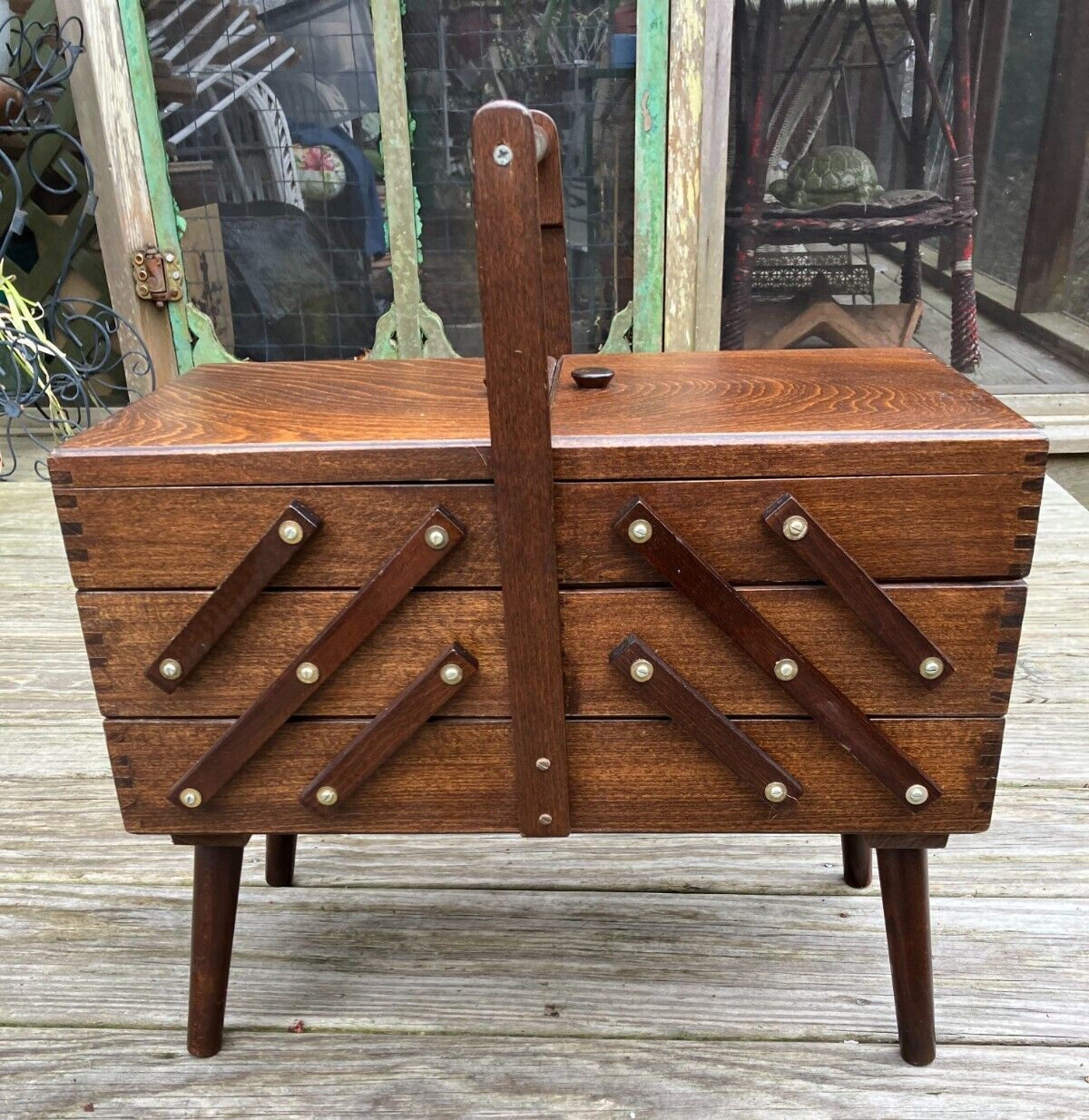 1987 Accordian Style Dovetailed 3 Tier Fold Out Chest Romania