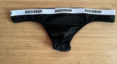 New aussieBum Essential Thong, Black, Medium - Picture 5 of 7