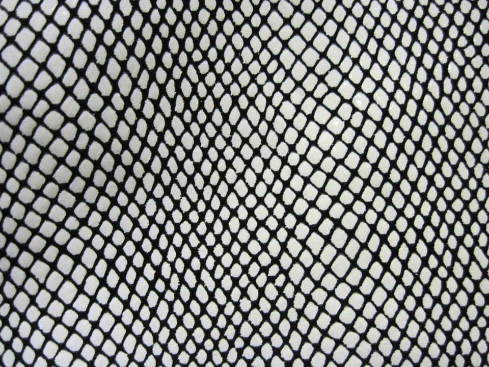 Pantalones Cortos Nanette Lepore Sound Cuero Esmaltado Estampado Animal Talla 6 Foto 2 de 4