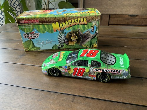 2005 Action BOBBY LABONTE 18 Interstate Batteries Madagascar Diecast Nascar 1:24