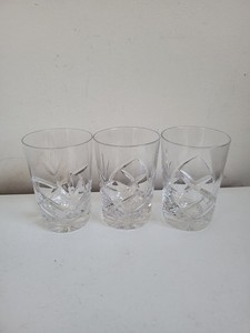 3 X Szklane bębny wytrawione 3,5" / 9cm Sok wodny Alkohol Vintage