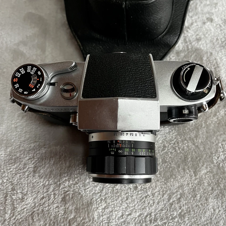 Cámara SLR Miranda Sensorex 35 mm vintage con estuche Foto 2 de 4