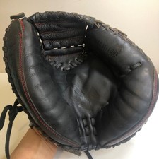 UNDER ARMOUR  Framer's Series UACM - 100Y  Youth Baseball Catchers Mitt , RHT