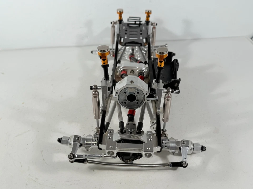 Used Built 1/10 4x4 Integy All-Metal RC Crawler Roller Rolling Chassis - Image 2 of 4