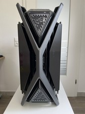 Defekte Ware PC-Gehäuse ASUS ROG Hyperion GR...