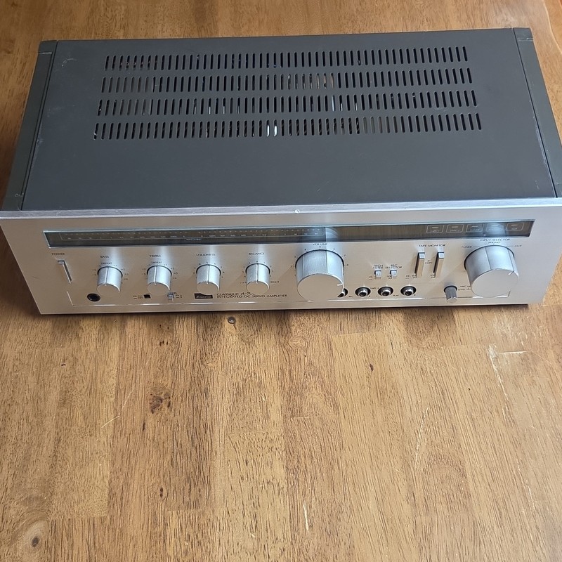 Sansui Classique A-700 Integrated DC Servo Amplifier Stereo