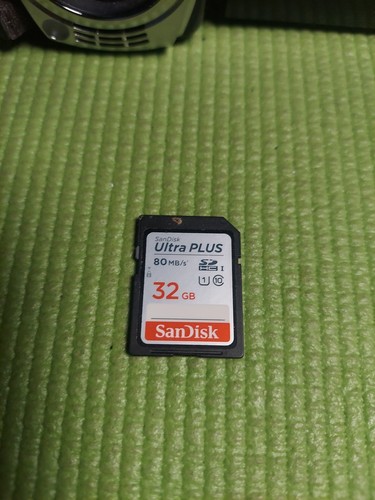 Panasonic HDC-SD40 High Definition Camcorder (with charger, battery and 32GB mem - Picture 18 of 24