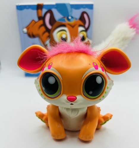 Lil Gleemerz GLORANGE Orange Talking Lemur Figure Light Up Tail & Sounds GFL53