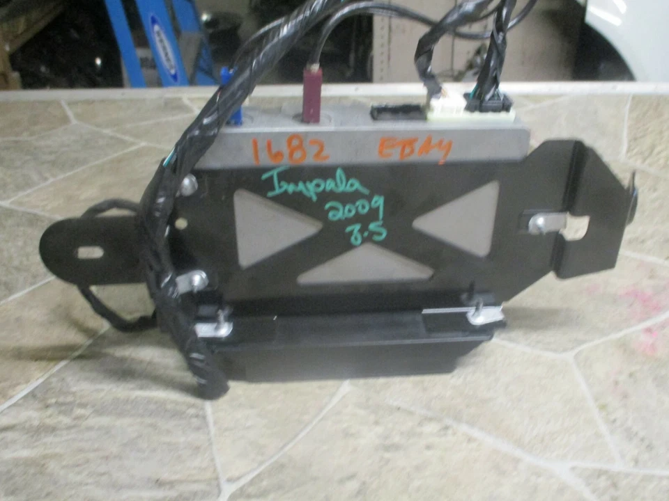 09-2010 CHEVY IMPALA BUICK LUCERNA CADILLAC DTS SATURN VUE ECM BCM PCU ONSTAR Foto 4 de 4