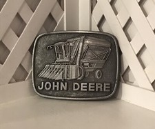 Vintage 1980 John Deere  Co Combine Cotton Picker Pewter Belt Buckle Moline, IL