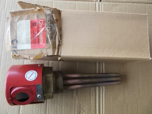 Chromalox 156/147426 Tank Heater Element EMT-203 480V 3-Phase 3KW NEW!!! in Box