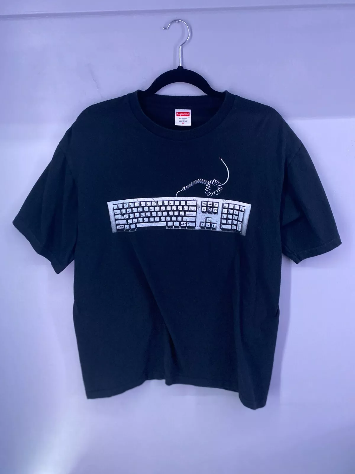 Tee clavier Supreme   Noir   Moyen