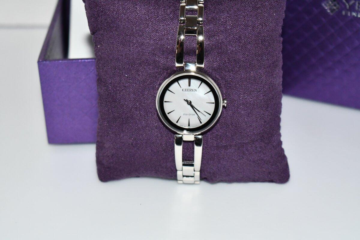 Citizen Eco-Drive Modern Eco Axiom Ladies Stainless Steel #E031