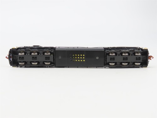 N Scaletrains SXT32572 NS Norfolk Southern GE C40-9 Diesel #8888 w/ DCC & Sound - Picture 8 of 12