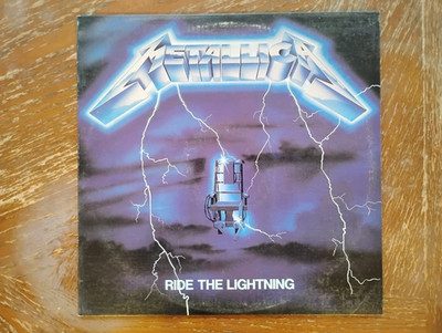 METALLICA RIDE THE LIGHTNING 1984. ORIGINAL VINYL NEAR MINT!! VERY NICE!!