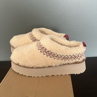 UGG Women s Size 8 Natural Tazz Heritage Braid Sherpa Platform Slippers