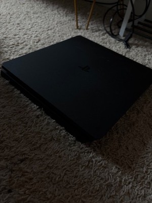 Sony PlayStation 4 Slim Console - Jet Black. (GTA5, Star Wars Battlefront +more)