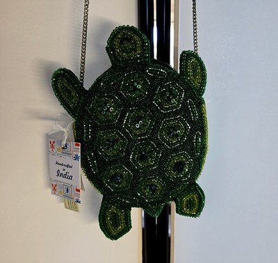 NWT Handcrafted in India Beaded Turtle Crossbody Bag Green Sequin Viral TikTok