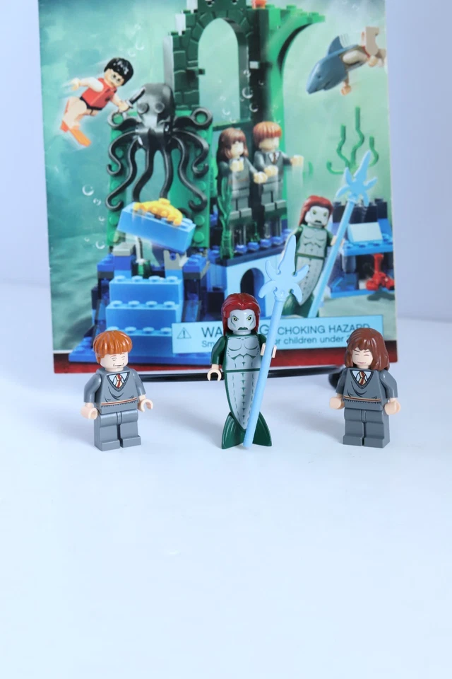 Lego: Harry Potter Under Water Playset - (2010) - Manuel & Mini-figures Only - Image 2 of 4