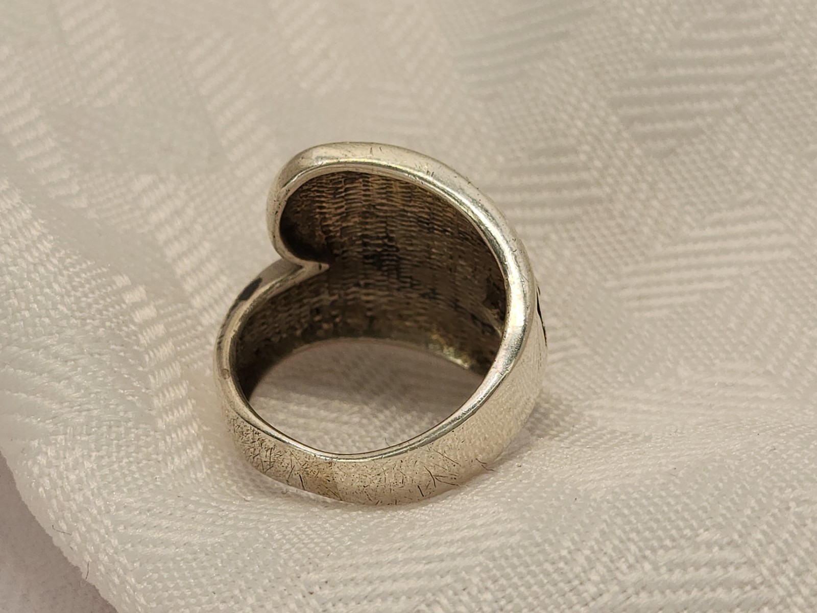 Sterling Silver Scrollwork  Ring Size 6.5 - image 2