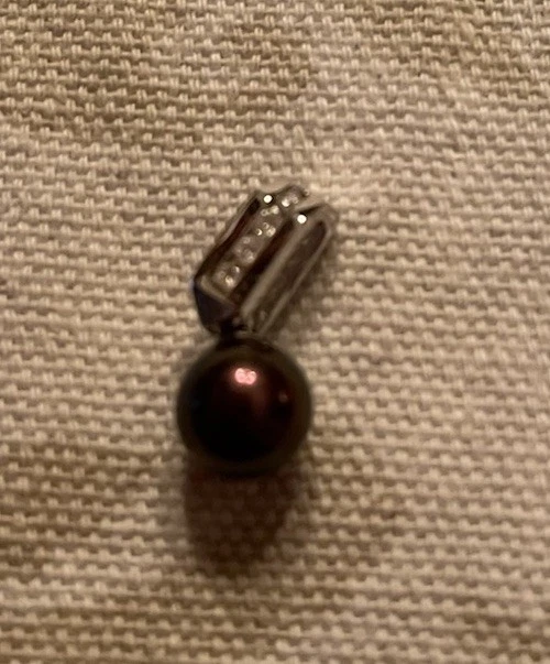 Colgante de perlas de color negro marrón con diamantes estampados 585 (14k) Foto 2 de 2