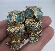 STUNNING VINTAGE 1940'S ADOLF KATZ CORO DUETTE OWL FUR CLIP PINS-TEAL EYES-NR!